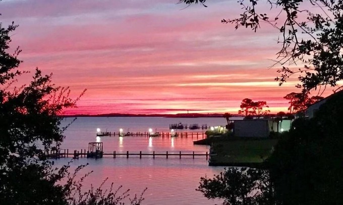 Fort Walton Beach Condo | Pirates Bay B204 - Cozy Condo With Beautiful Bay View