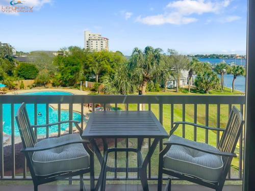 Fort Walton Beach Apartment | Pirates Bay B303