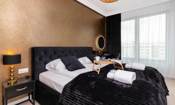 Srodmiescie Apartment | Plac Unii Apartment Gdynia Śródmieście by Renters Prestige