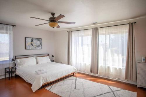 Belding Woods Apartment | PlanetView Delux Richmond XL- walk Best MexFood