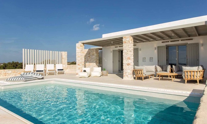 Paros Villa | Platinum Paros Villa | 5 Bedroom Villa | Private Swimming Pool & Stunning Sea.