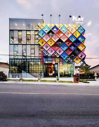 Downtown Krabi Hotel | Play Poshtel & Cafe'