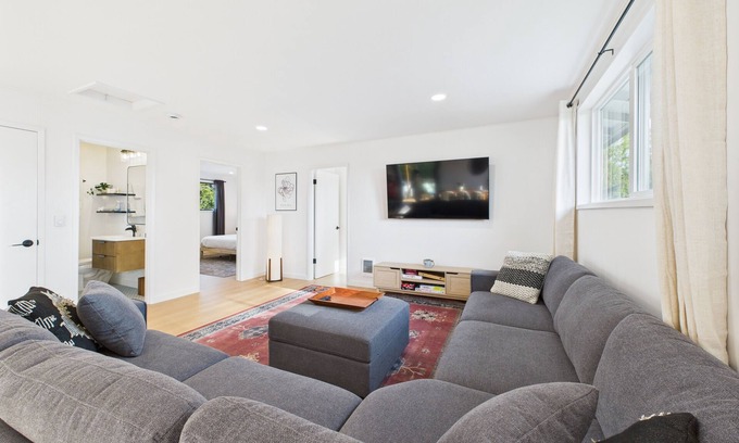 Westport House | Playground/Hot Tub/Pets OK ~ Remodeled Retreat for 9
