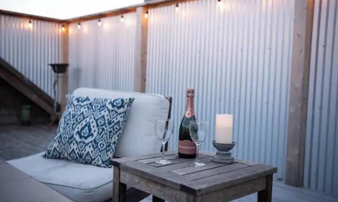 Arcata House | Plaza Perch~Downtown~Walkable