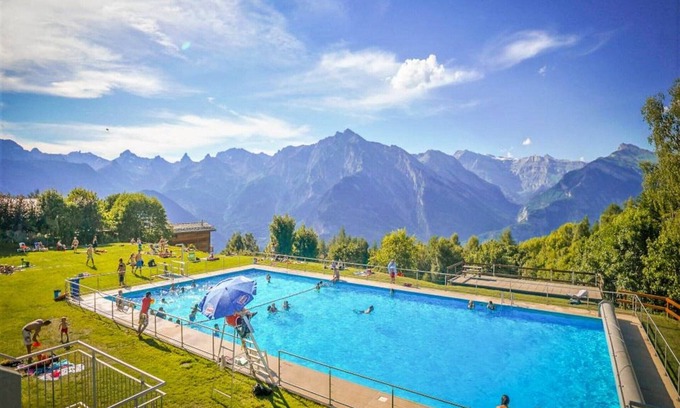 Nendaz Apartment | Pleasant Apartment With Sauna