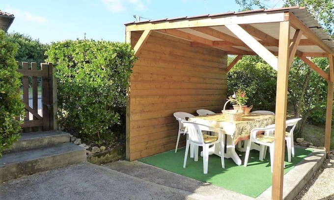 Lacanau-Ocean House | Pleasant detached vacation home close to beach and center