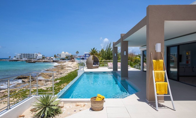 Beacon Hill Villa | Please Inquire Before Booking – Luxury Villa