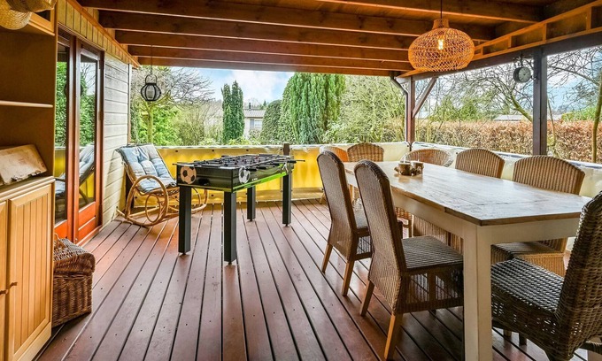 Stegeren Ski Chalet | Pleasing Chalet in Stegeren near Forest