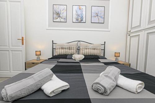 San Fruttuoso Apartment | Plein ciel - Attico vicino al centro - parcheggio privato