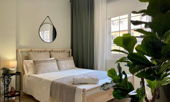 El Poble-sec Apartment | Poble Sec - Modern & comfy 3 bedrooms