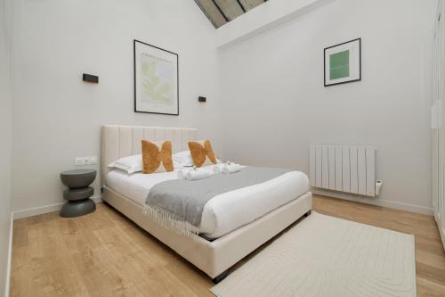 Quartier de Rochechouart Apartment | PoeticStay - Montmartre