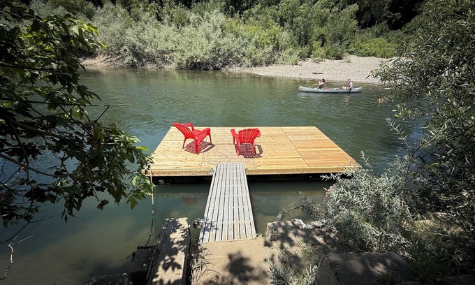 Hacienda House | Point of View-Private Dock! STUNNING & New EPIC Home! Hot Tub, Pups, WiFi