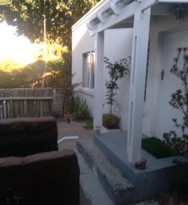 Fish Hoek Apartment | Polperro
