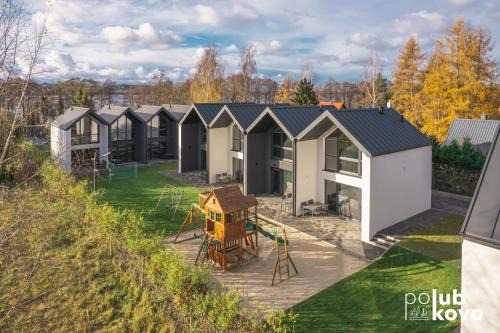 Lubkowo House | POLUBKOVO domki wypoczynkowe sauna balia basen jezioro
