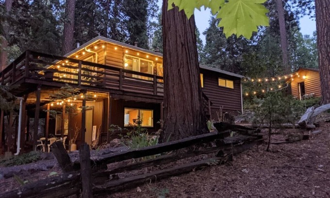 Twain Harte Cabin | Ponderosa Paradise, Bonus Studio, Arcade Cabin, Walk To Town, Entire Cabin