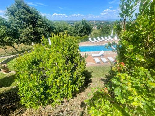 Montefiascone Villa | Pool and Jacuzzi - Charming villa in Umbria