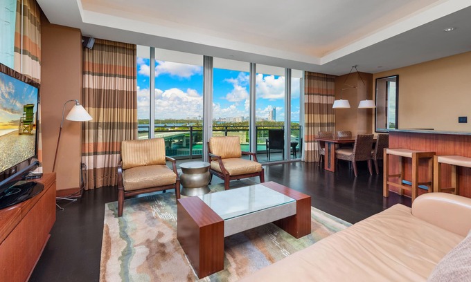 Bal Harbour Condo | Pool & Direct Beach Access Bayview Beachfront Condo at The Ritz-Carlton