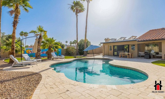 Buenavante Villa | Pool, Games, Billiards Room, Office, Gym & Casita!