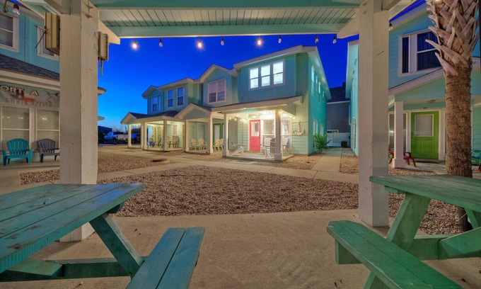 Cinnamon Shore House | Pool, Patio, Blocks to the Beach | Golf Cart Zone | Daiquiri Daze by AvantStay