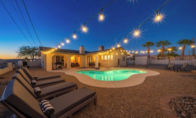 Lake Havasu City House | Pool | Pet Friendly | Games | Sleep 10 +