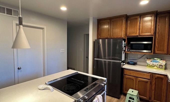 Arden-Arcade House | Pool Relaxation & A Good Time- 4 bedroom sleeps 8
