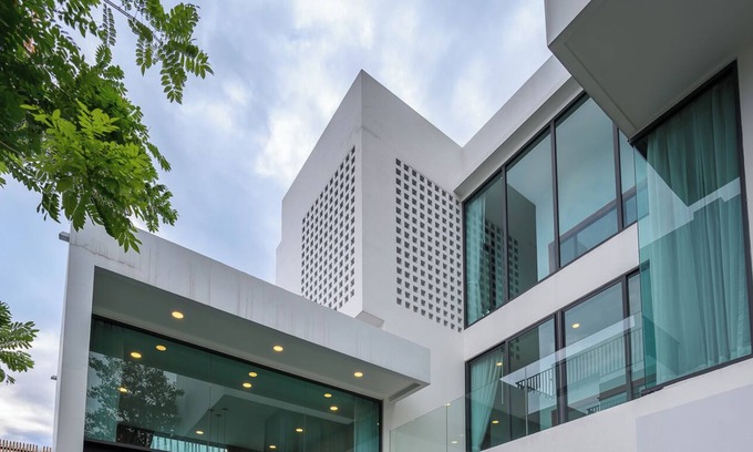 Chang Phueak Villa | Pool Villa super close to Nimman, For family and friends