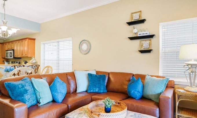 Butler Beach Apartment | Poolside Place |Beach access + poolside comfort!