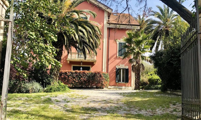Silvi Apartment | Portion of villa Liberty with garden 200mt from the sea and the center of Silvi