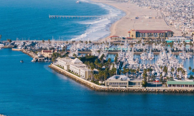 South Redondo Hotel | Portofino Hotel & Marina