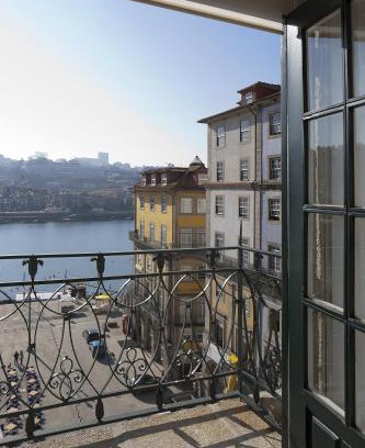 Sao Nicolau Apartment | PortoSense Ribeira