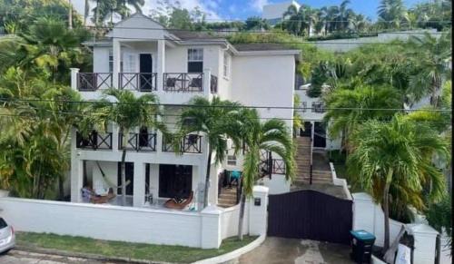 Heywoods Park Villa | PortzVue Villa