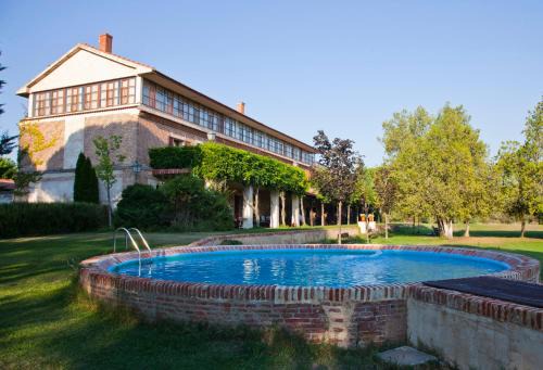 Pozal de Gallinas Hotel | Posada Real del Pinar