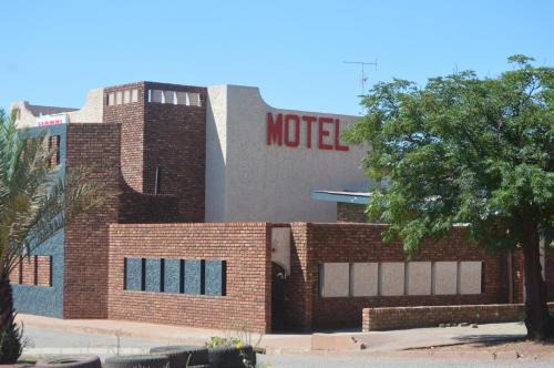 Tsantsabane Hotel | Postmasburg Inn