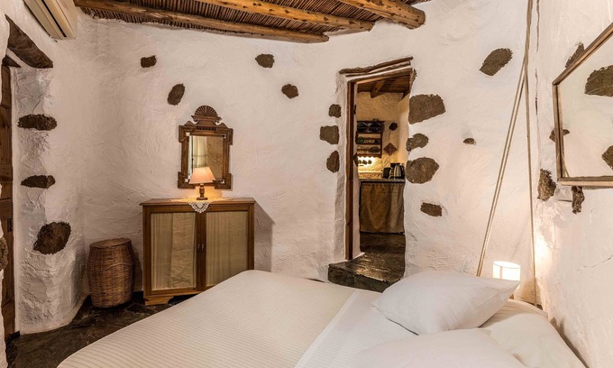 Aspros Potamos Cottage | Potamos cottage - 300 years old cottage "Natura cottages"