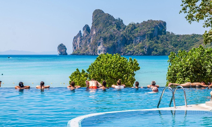 Ko Phi Phi Resort | PP Charlie Beach Resort