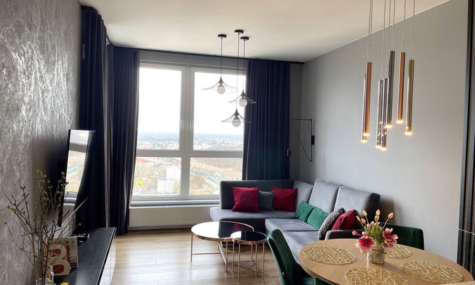 Praga Poludnie Apartment | Praga 23rd Floor High-Class Apartment