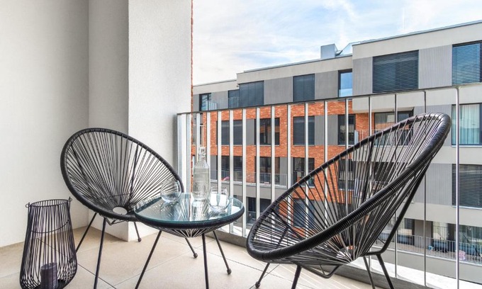 Michle Apartment | Prague Days - Premium Apartments - Balcony