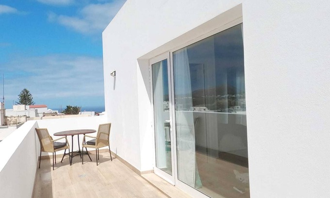El Cuchillo Apartment | Precioso apartamento en el cuchillo con vistas al mar y los volcanes