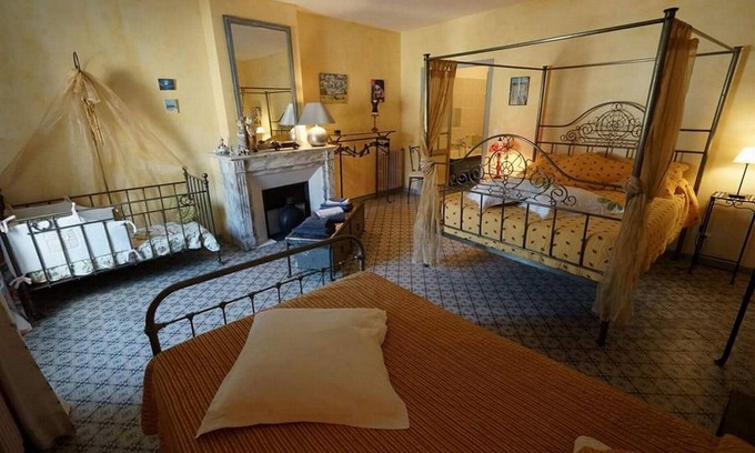 Ferrals-les-Corbieres Bed & Breakfast | Première moisson family room