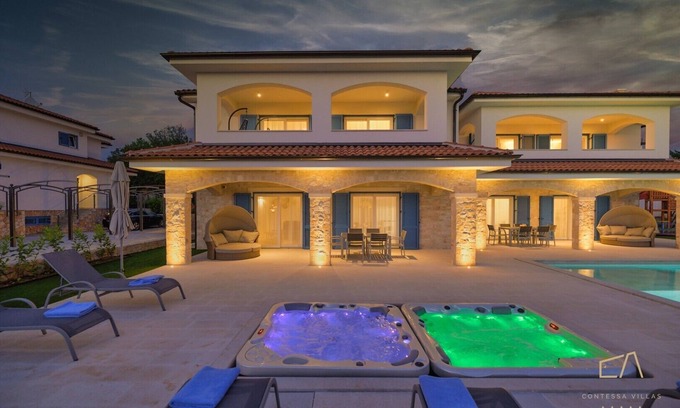 Sveti Vid-Miholjice Apartment | Premium apartment Loma Four with a pool and garden on Krk