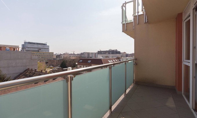 Angyalfold Apartment | Premium Apartment House