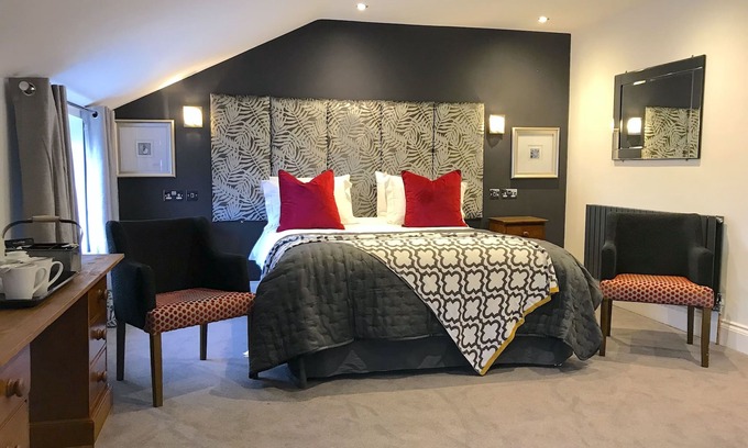 Scarborough House | Premium Double - Ensuite.