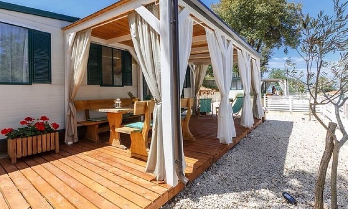 Vrsar Resort | Premium Mobile Home 7