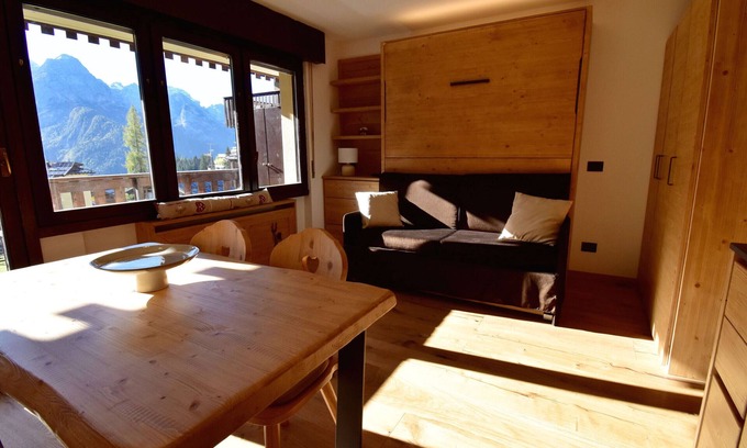 Madonna di Campiglio Apartment | Presanella View Studio Mhd