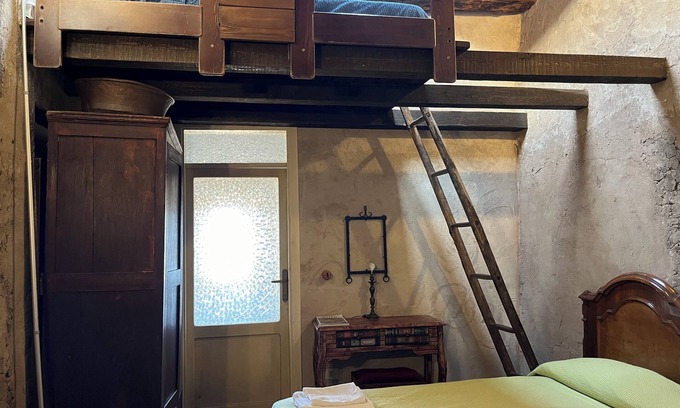 Giuliano di Roma House | Preta Nera Kihlgren - One Bedroom Guest House, Sleeps 3