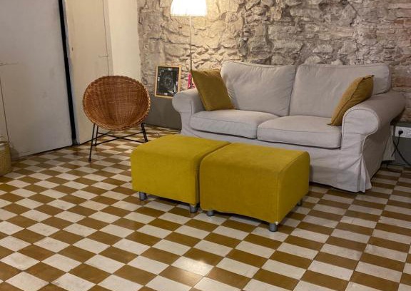 Barri Vell Apartment | Priçosa Apart for Cyclists & Travellers
