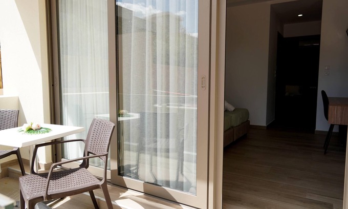 Malia Hotel | Primavera Beach Resort