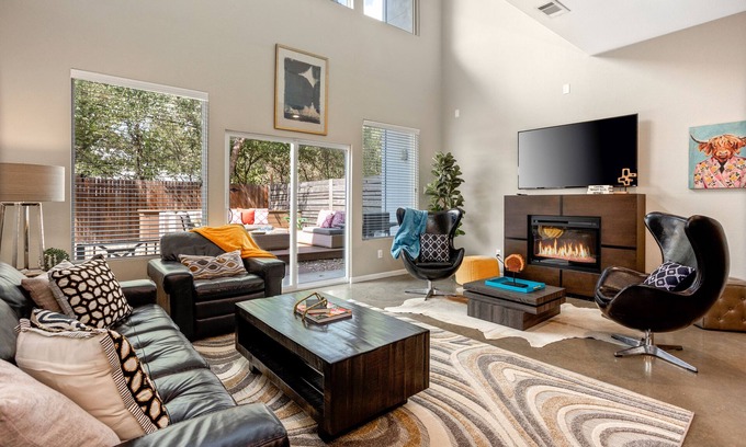Fort Worth Cultural District House | Prime Fort Worth Location | 2 Min Walk to Dickies