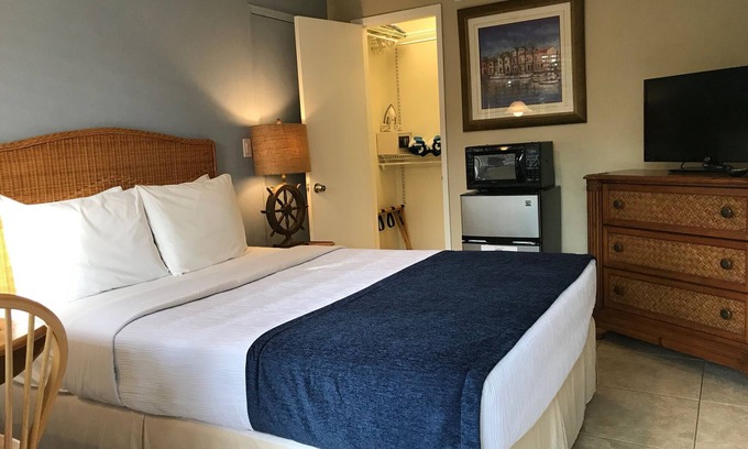 East Fort Lauderdale Hotel | Prime Location Great Price