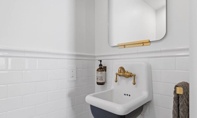Mill Valley House | Prime Mill Valley Location - Updated Sycamore Park House w/Cottage